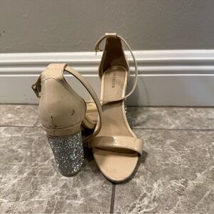 Pashion Tan/Rhinestone Pashionista